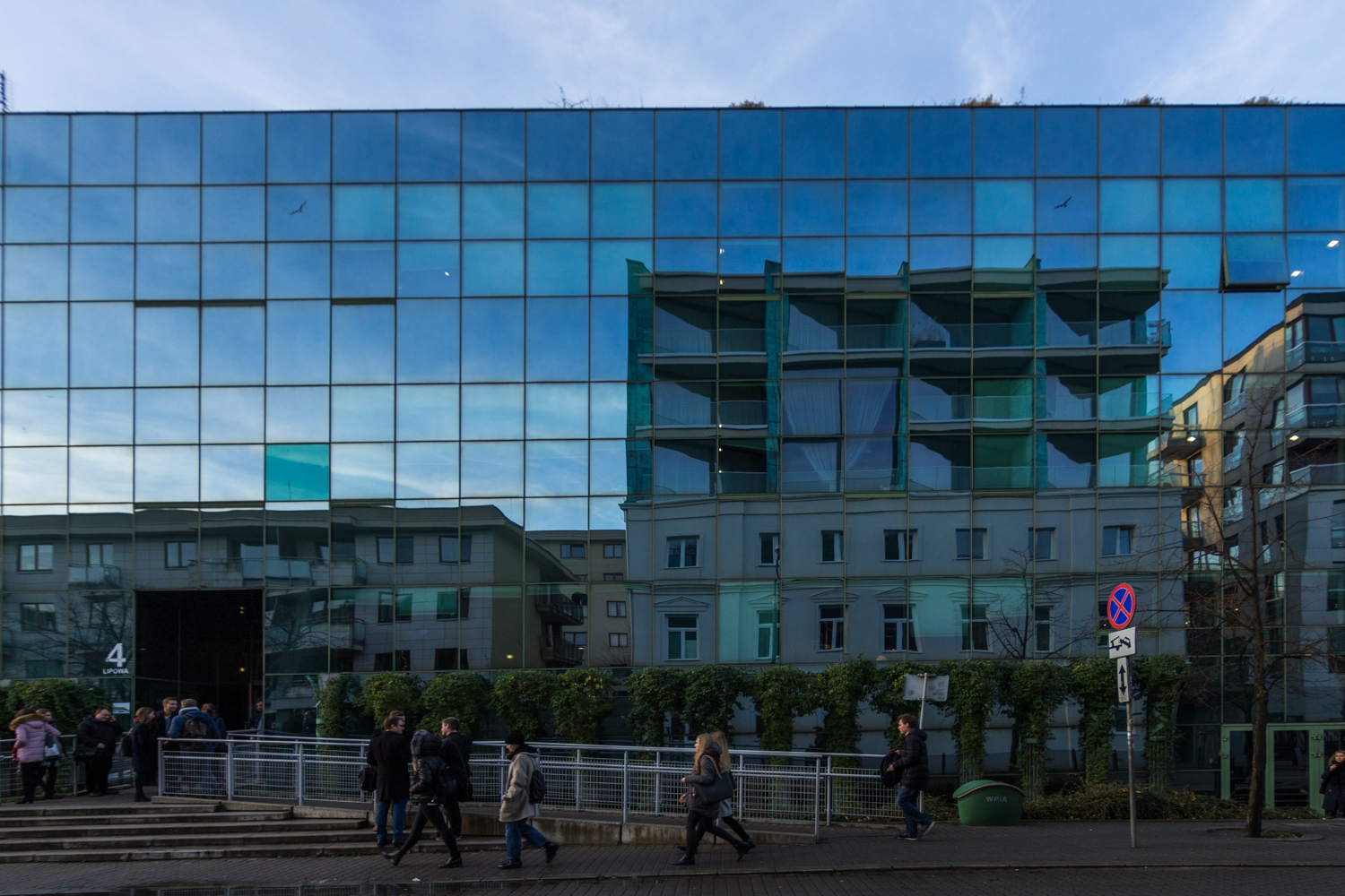 Zdjęcie architektury budynku Siedziba Wydziału Prawa i Administracji Uniwersytetu Warszawskiego